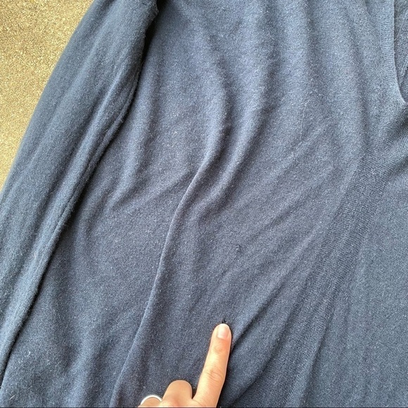 Vince V Neck Wool Cashmere Sweater - Picture 5 of 5